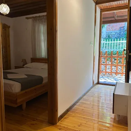 Holiday home House Mikros Prinos